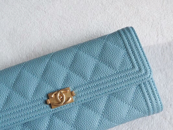 Chanel Boy Matelasse Long Wallet Calfskin Leather CHA5264 Blue Chanel Boy Matelasse Long Wallet Calfskin Leather CHA5264 Blue