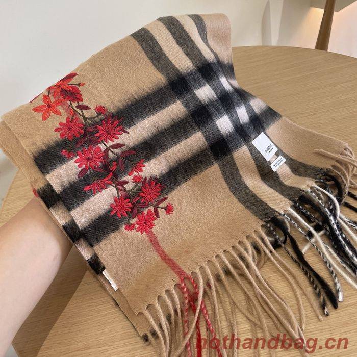 Burberry Scarf BBC00120 Burberry Scarf BBC00120