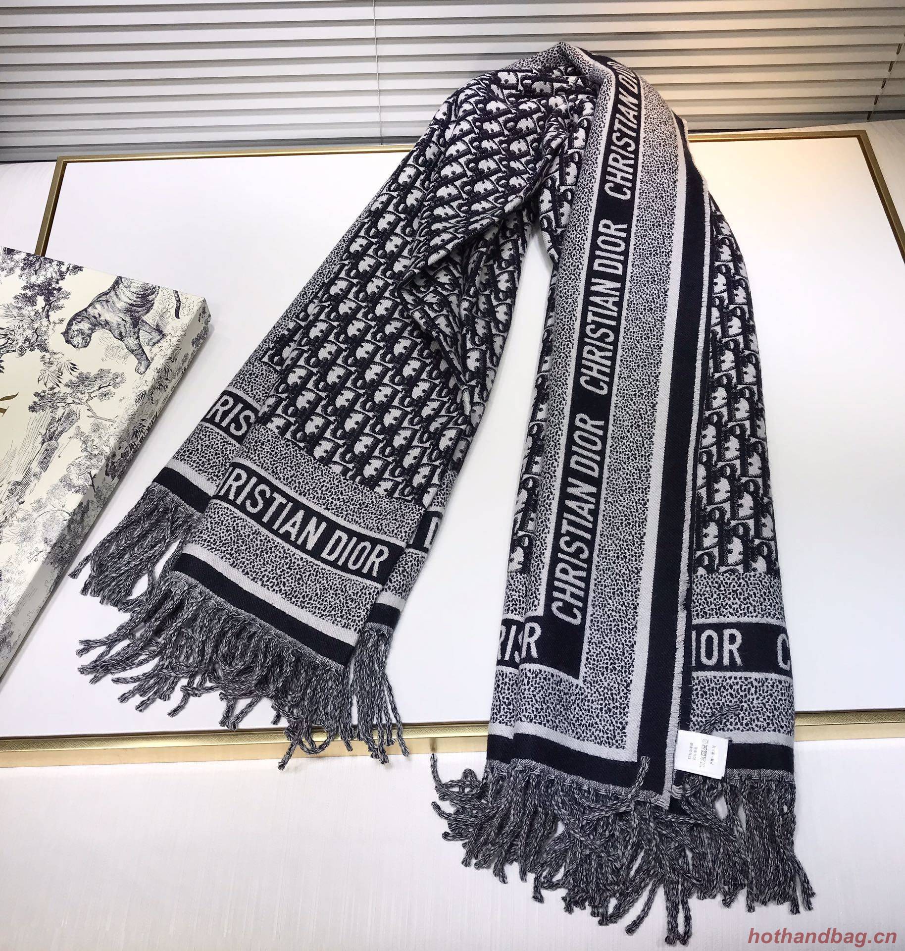 Dior Scarf DIC00117 Dior Scarf DIC00117