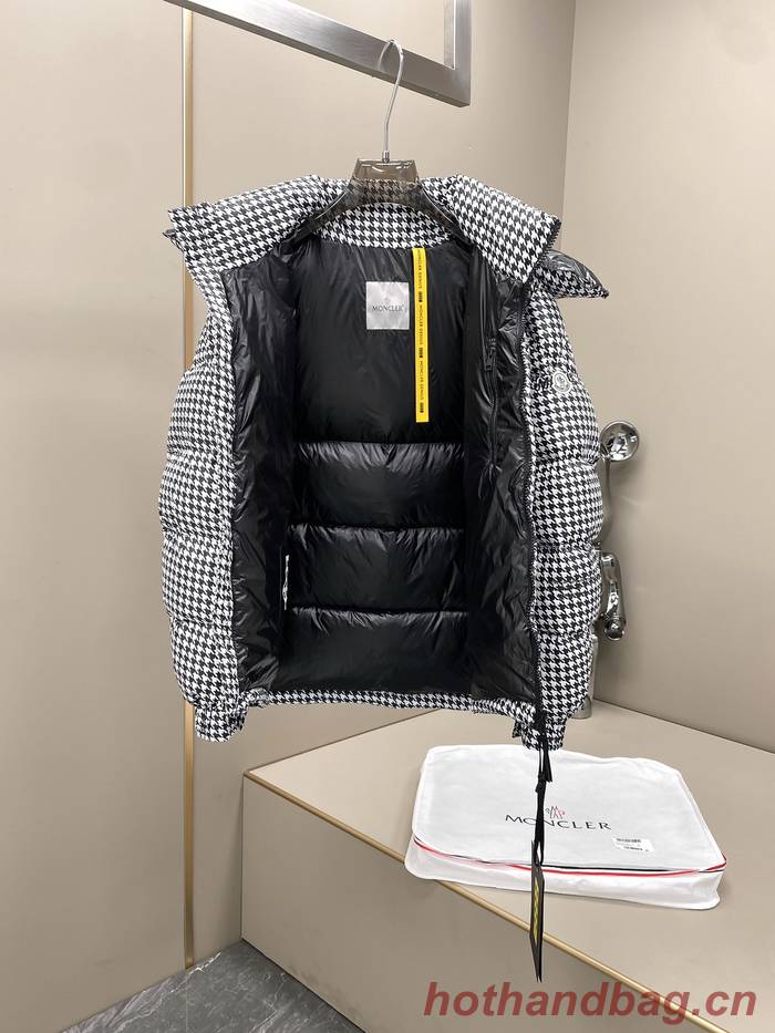 Moncler Top Quality Couple Down Coat MOY00213 Moncler Top Quality Couple Down Coat MOY00213