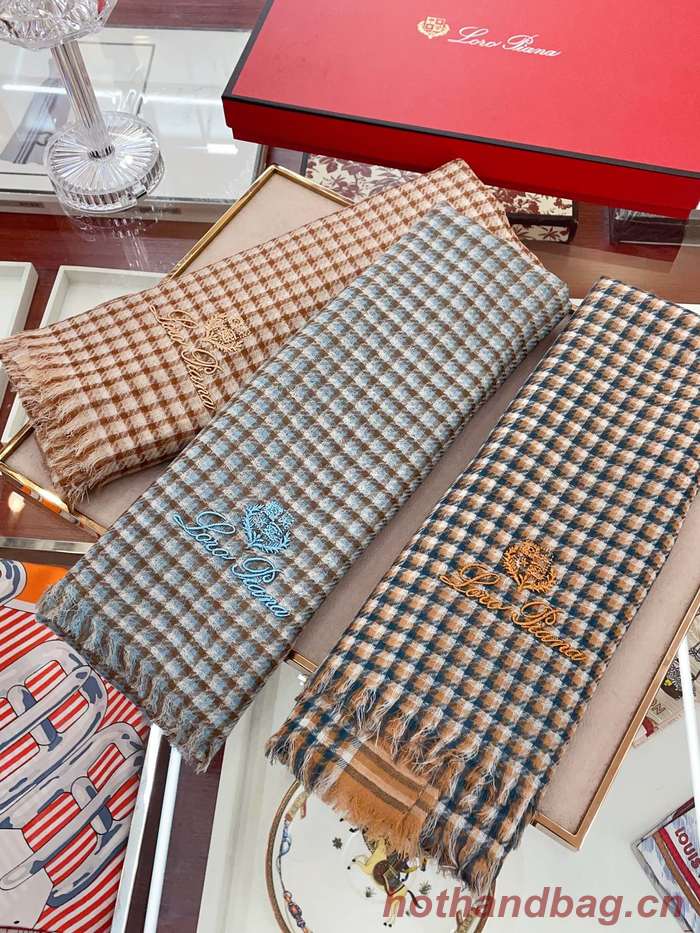 Loro Piana Scarf LPC00018 Loro Piana Scarf LPC00018