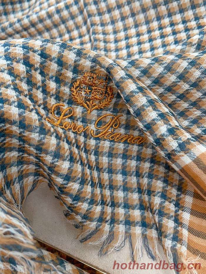 Loro Piana Scarf LPC00018 Loro Piana Scarf LPC00018