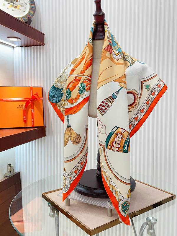 Hermes Scarf HEC00952 Hermes Scarf HEC00952