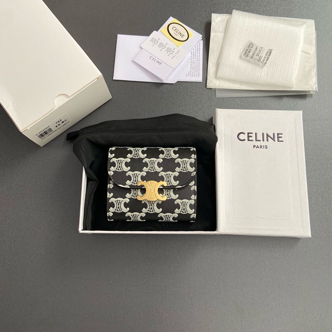 Celine SMALL WALLET TRIOMPHE IN TRIOMPHE CANVAS 10D782 BLACK Celine SMALL WALLET TRIOMPHE IN TRIOMPHE CANVAS 10D782 BLACK