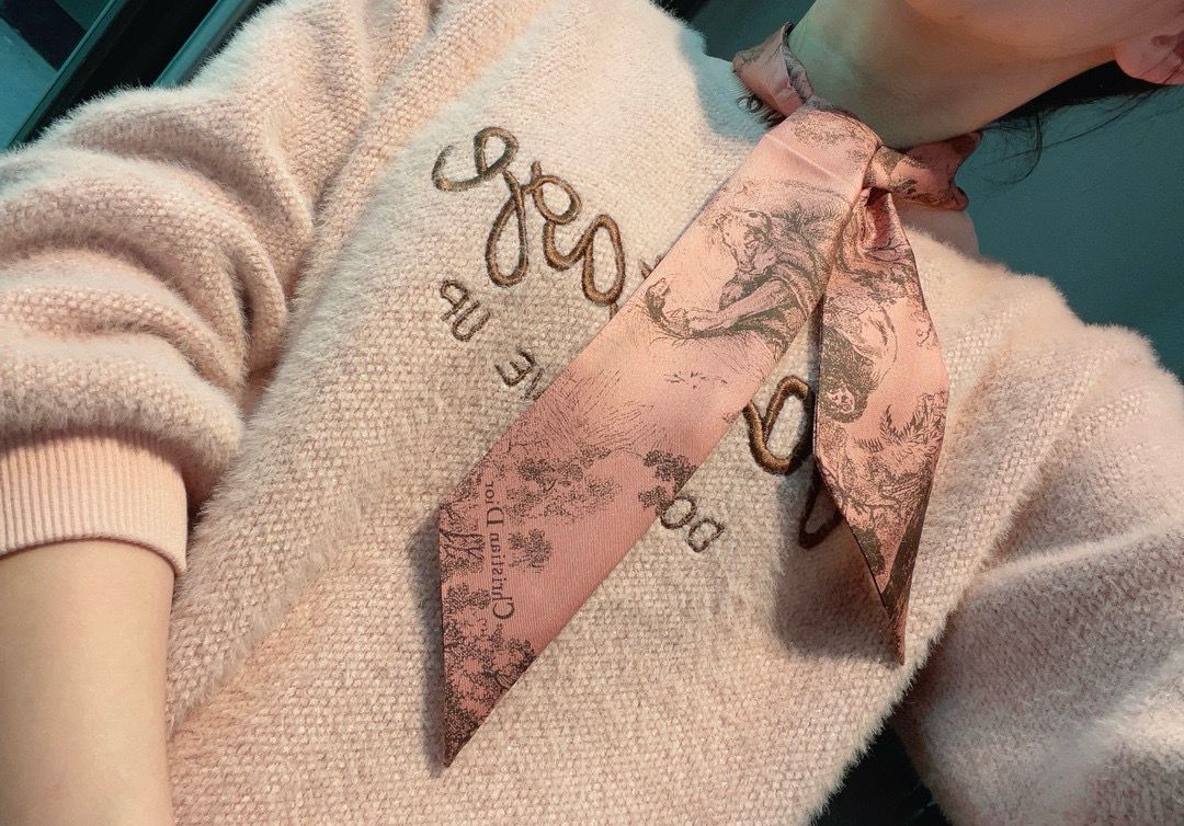 Dior Scarf D3098 Pink Dior Scarf D3098 Pink