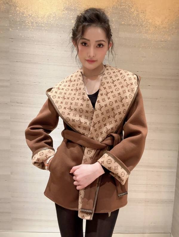 Louis Vuitton Top Quality Overcoat LVY00041 Louis Vuitton Top Quality Overcoat LVY00041