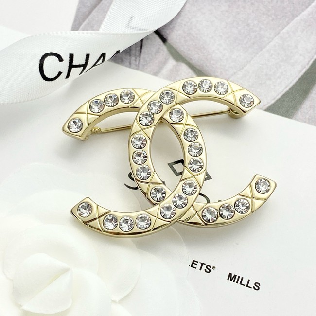 Chanel brooch CE16515