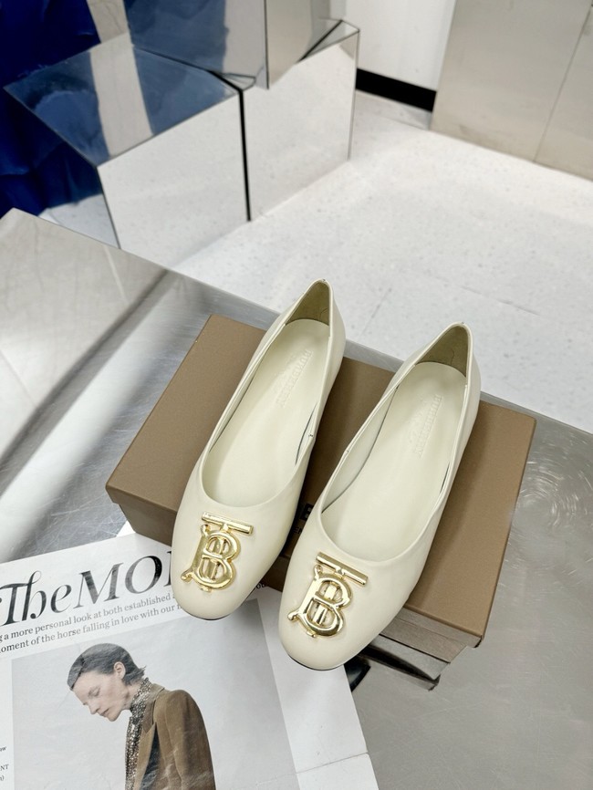 BurBerry Shoes 45068-9