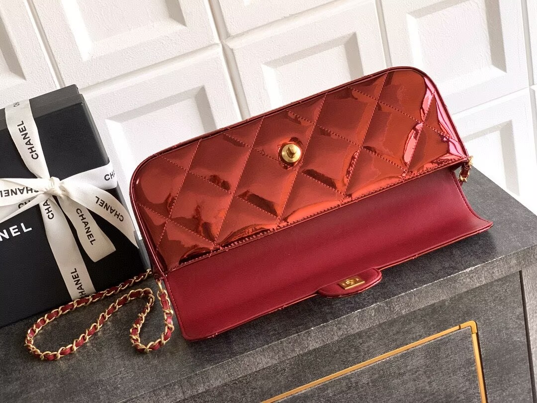 Chanel 25K Original Patent Leather Top Handle Bag A6321 Wine Chanel 25K Original Patent Leather Top Handle Bag A6321 Wine