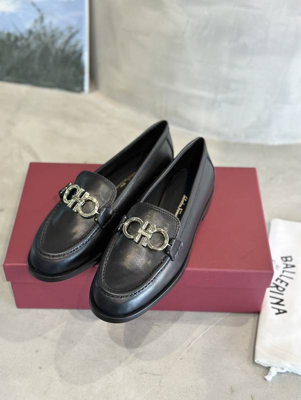 Ferragamo Shoes FMS00095