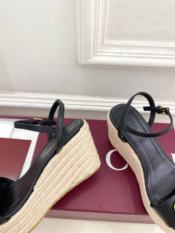 Gucci Shoes GUS00909 Heel 9CM