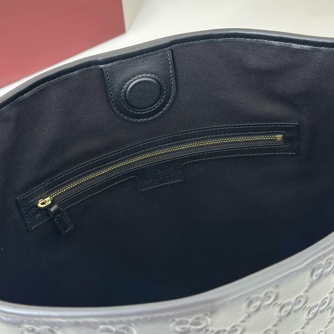 Gucci GG Emblem medium shoulder bag 847452 black