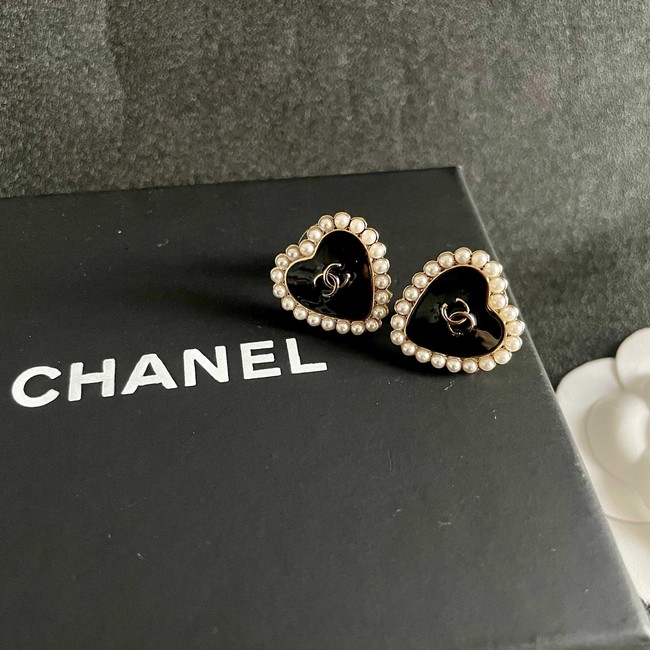 Chanel necklace& Earring CE81721