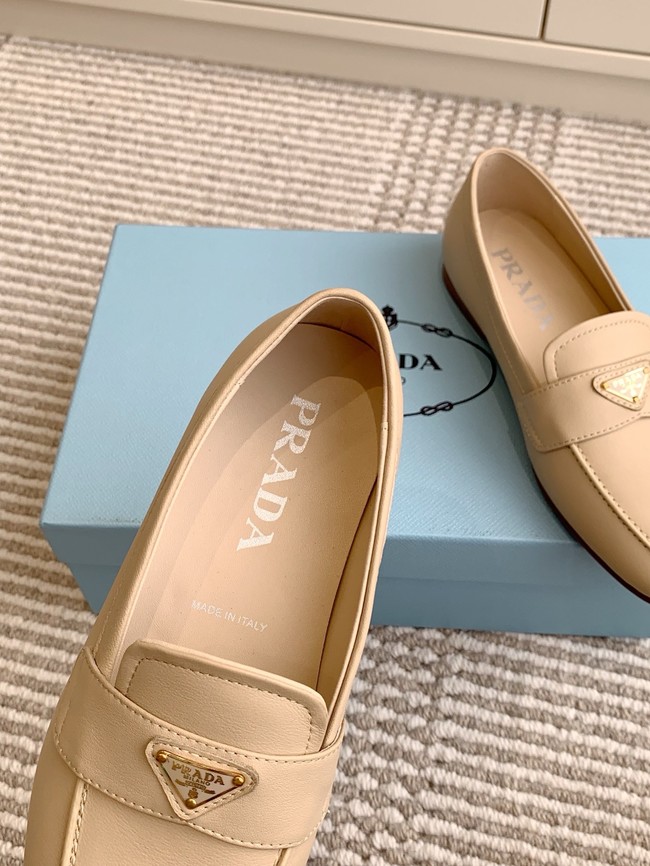 Prada leather loafers 87199-1
