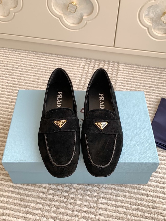 Prada leather loafers 87199-4