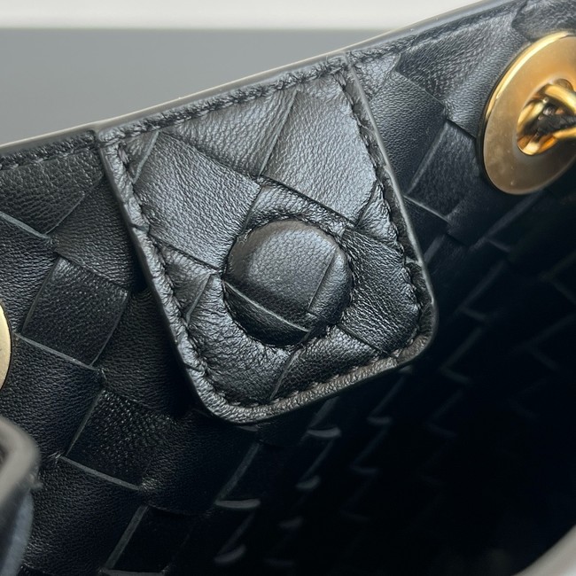 Bottega Veneta Small Parachute Chain 817175 black