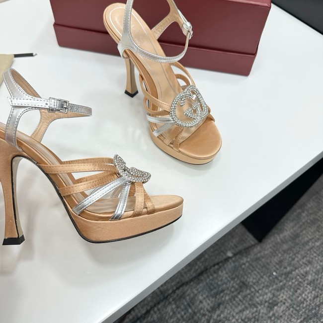 GUCCI Womens pump with crystal Interlocking G 21045-10