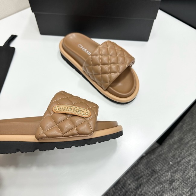 Chanel slipper 21061-3