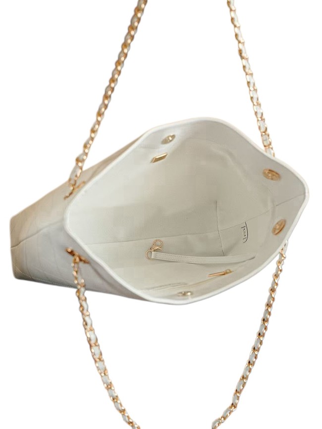CHANEL Shoulder Bag 66971 white