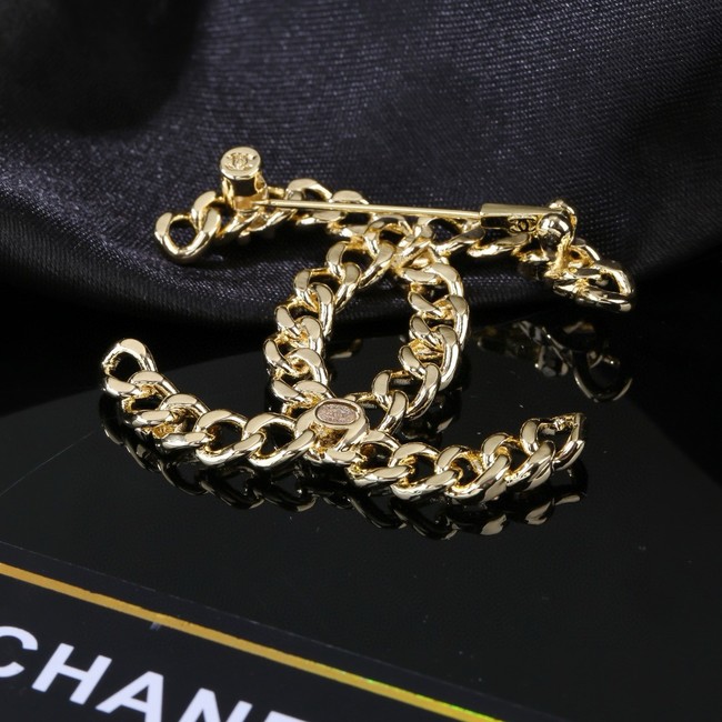 Chanel brooch CE81922