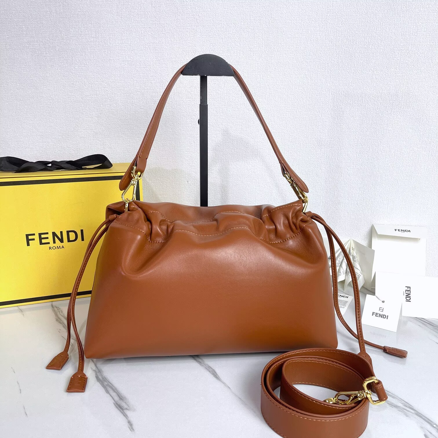FENDI 2025 Mamma Baguette Original Leather Medium Bag FF8851 Brown