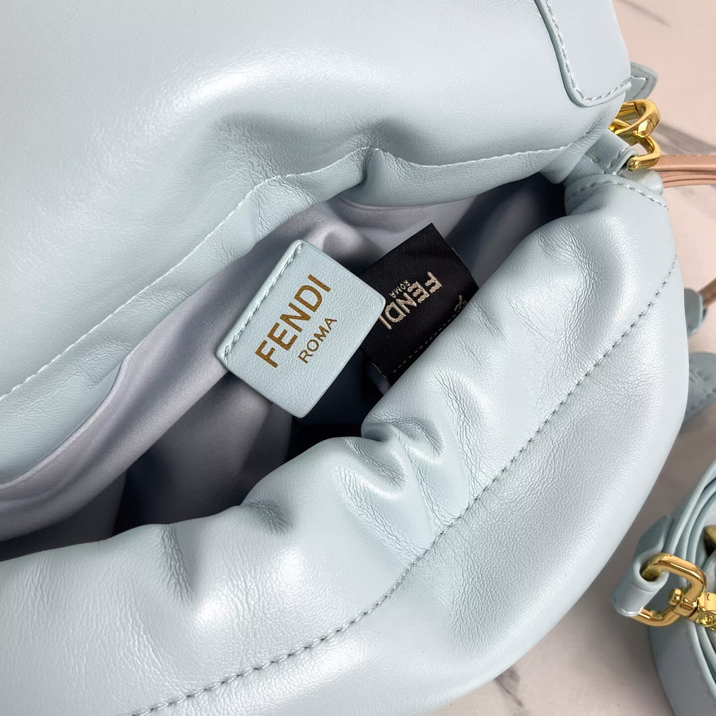 FENDI 2025 Mamma Baguette Original Leather Medium Bag FF8851 Light Blue FENDI 2025 Mamma Baguette Original Leather Medium Bag FF8851 Light Blue