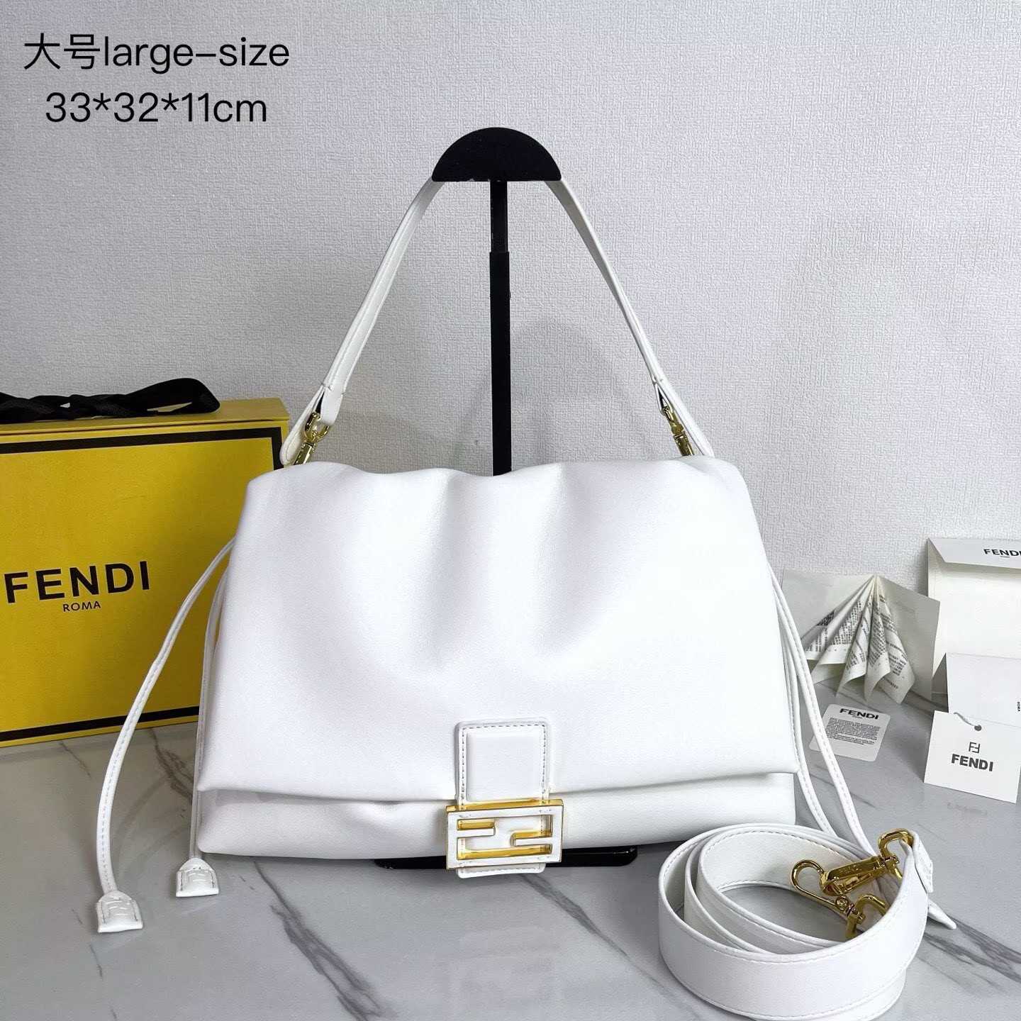 FENDI 2025 Mamma Baguette Original Leather Medium Bag FF8851 White FENDI 2025 Mamma Baguette Original Leather Medium Bag FF8851 White