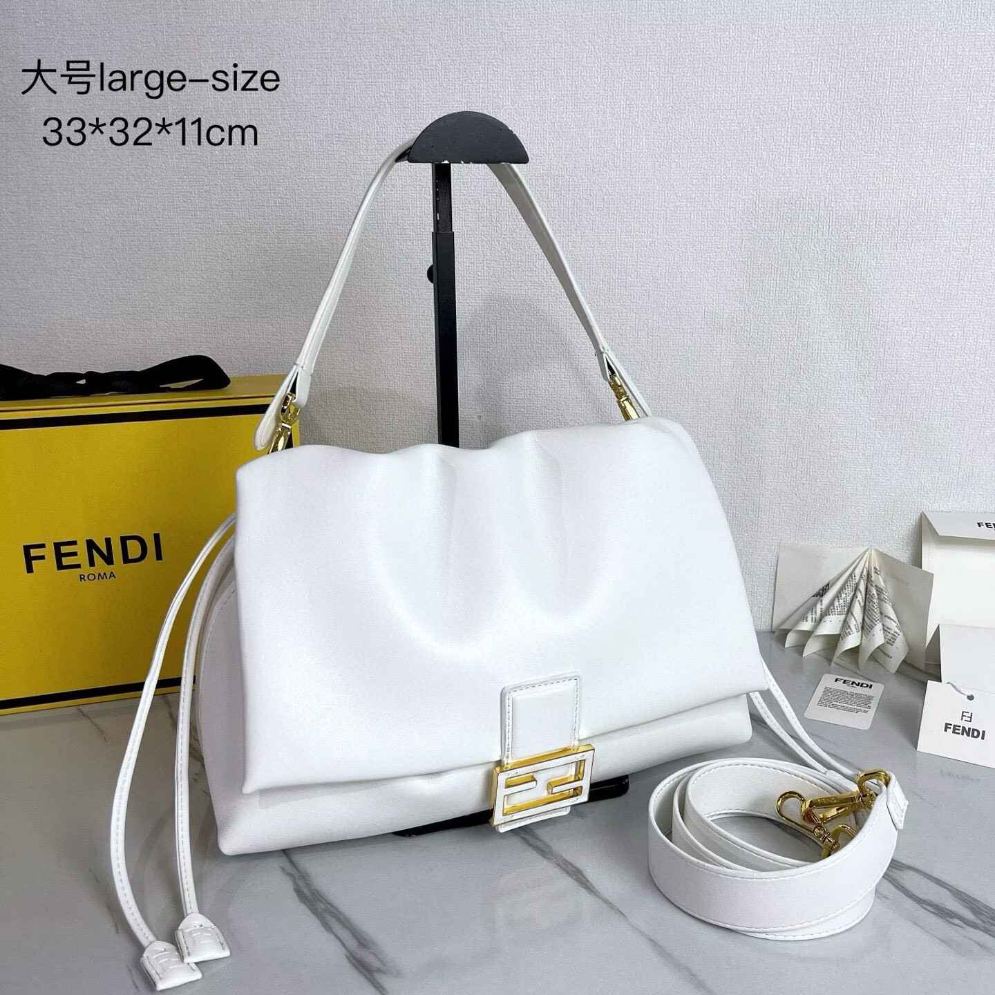 FENDI 2025 Mamma Baguette Original Leather Medium Bag FF8851 White FENDI 2025 Mamma Baguette Original Leather Medium Bag FF8851 White